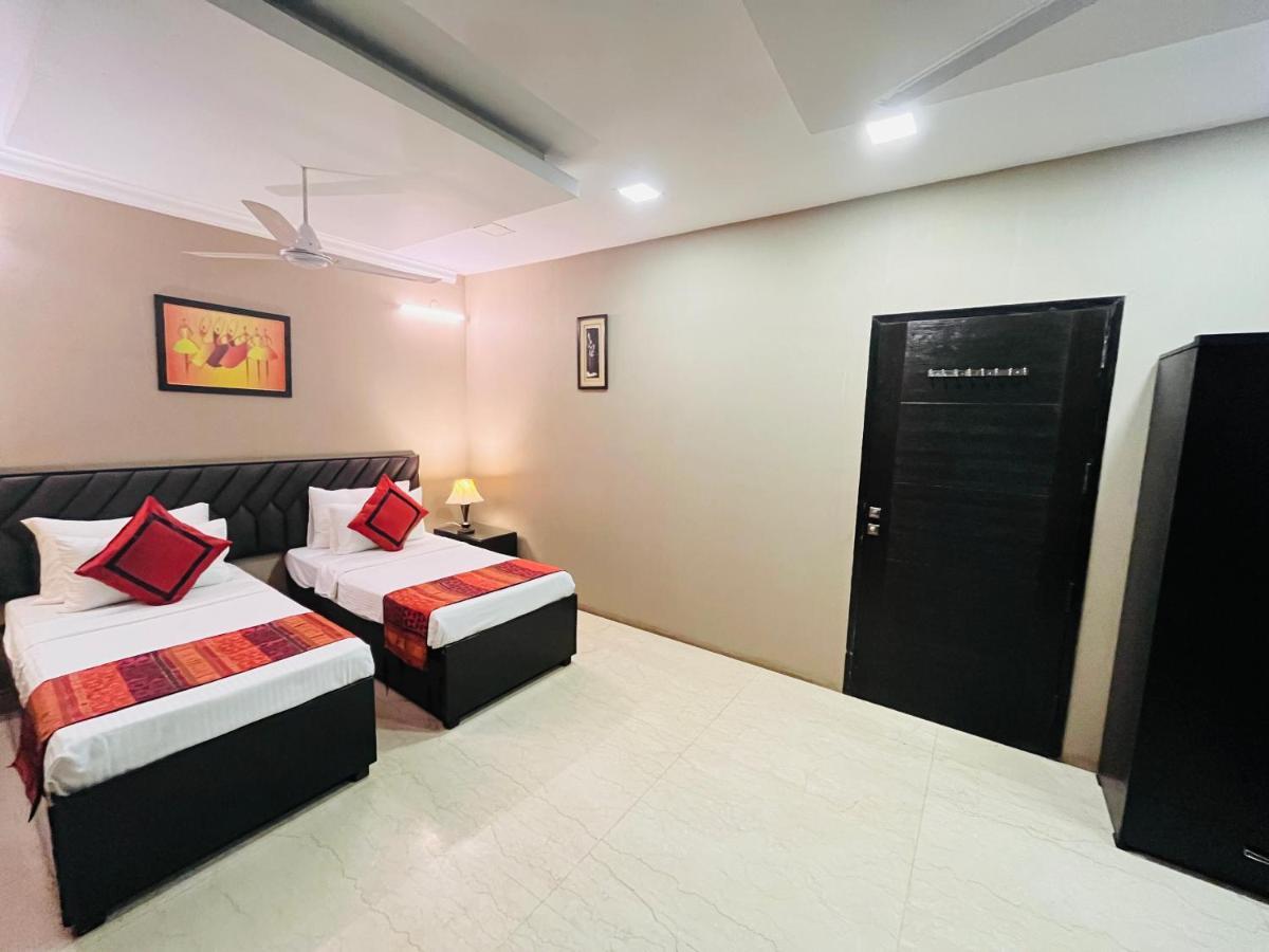 Abode Residency Safdarjung Enclave Near U S Embassy Delhi Hotel New Delhi Exterior photo